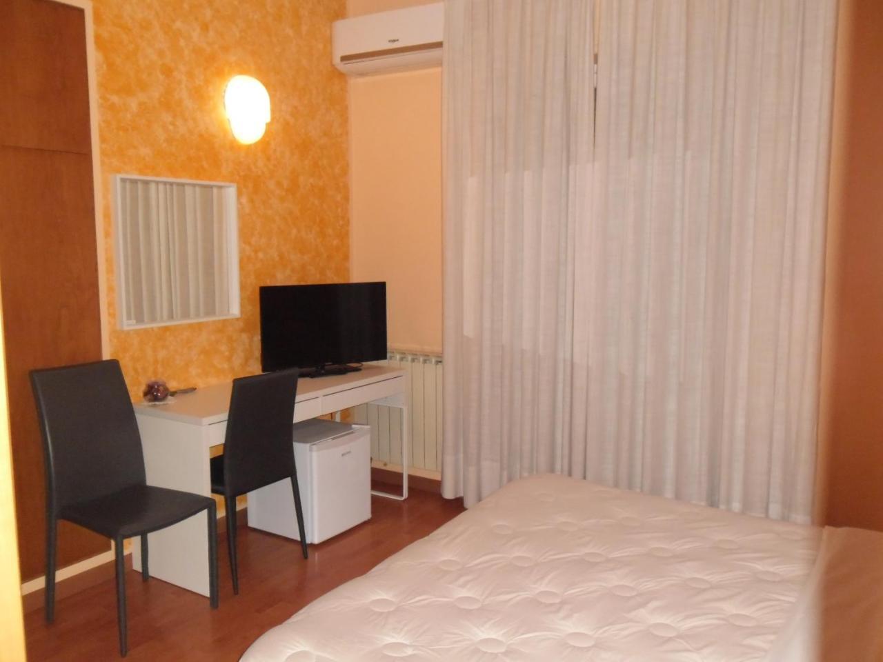 Albergo Roma Ланчиано Экстерьер фото
